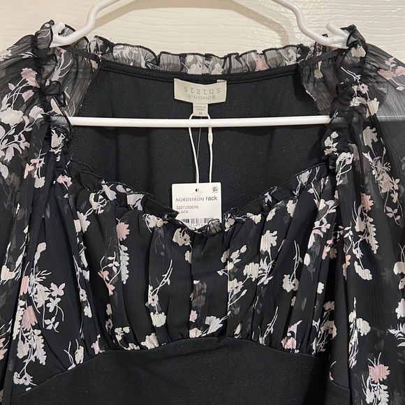 NWOT BLACK BLOUSE - Picture 3 of 4